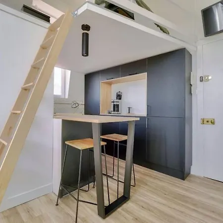 Apartment Avec Mezzanine Pour 2 Personnes