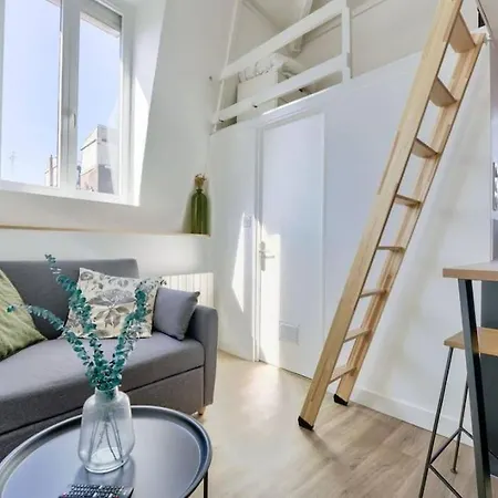 Avec Mezzanine Pour 2 Personnes דירה *