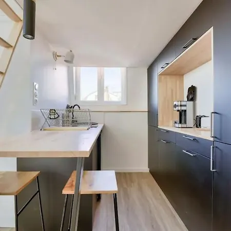 Avec Mezzanine Pour 2 Personnes アパート *